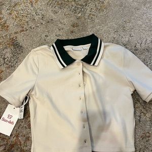 Aritzia Sun-Deh cropped polo with scarab/ forest green collar, NWT never worn